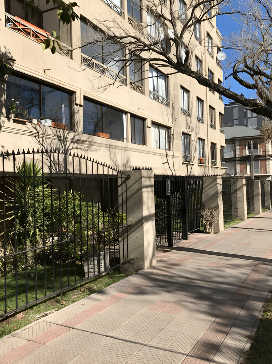 Arriendo Departamento O 2D en suite Walk-in cl&oacute;set 2B 1E 1B Los Leones - Providencia