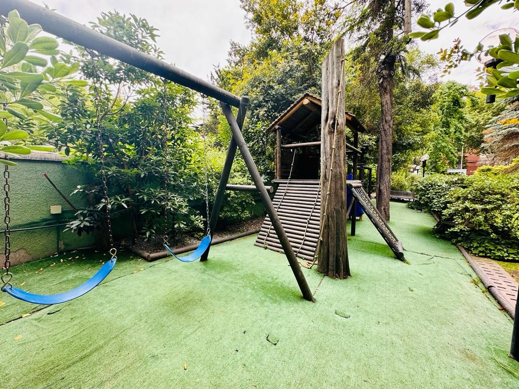 Venta Departamento NO 4D 3B 3E 2B Jard&iacute;n Del Este - Vitacura