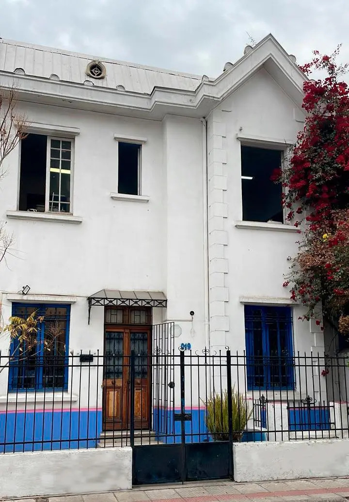 Arriendo Casa 8D 4B 1B Plaza Italia - Providencia