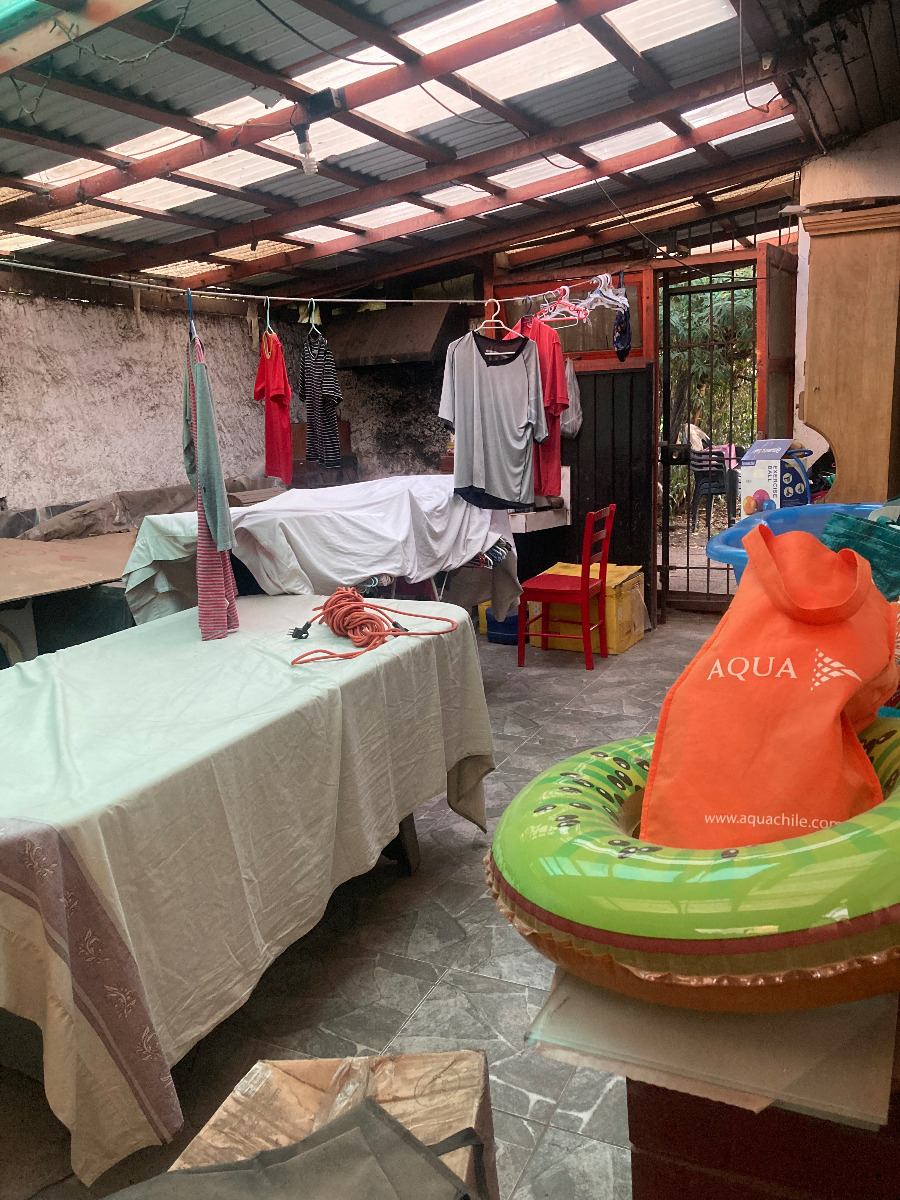 Venta Casa O 3D 2B 5E 2Bd Metro Sim&oacute;n Bolivar - La Reina