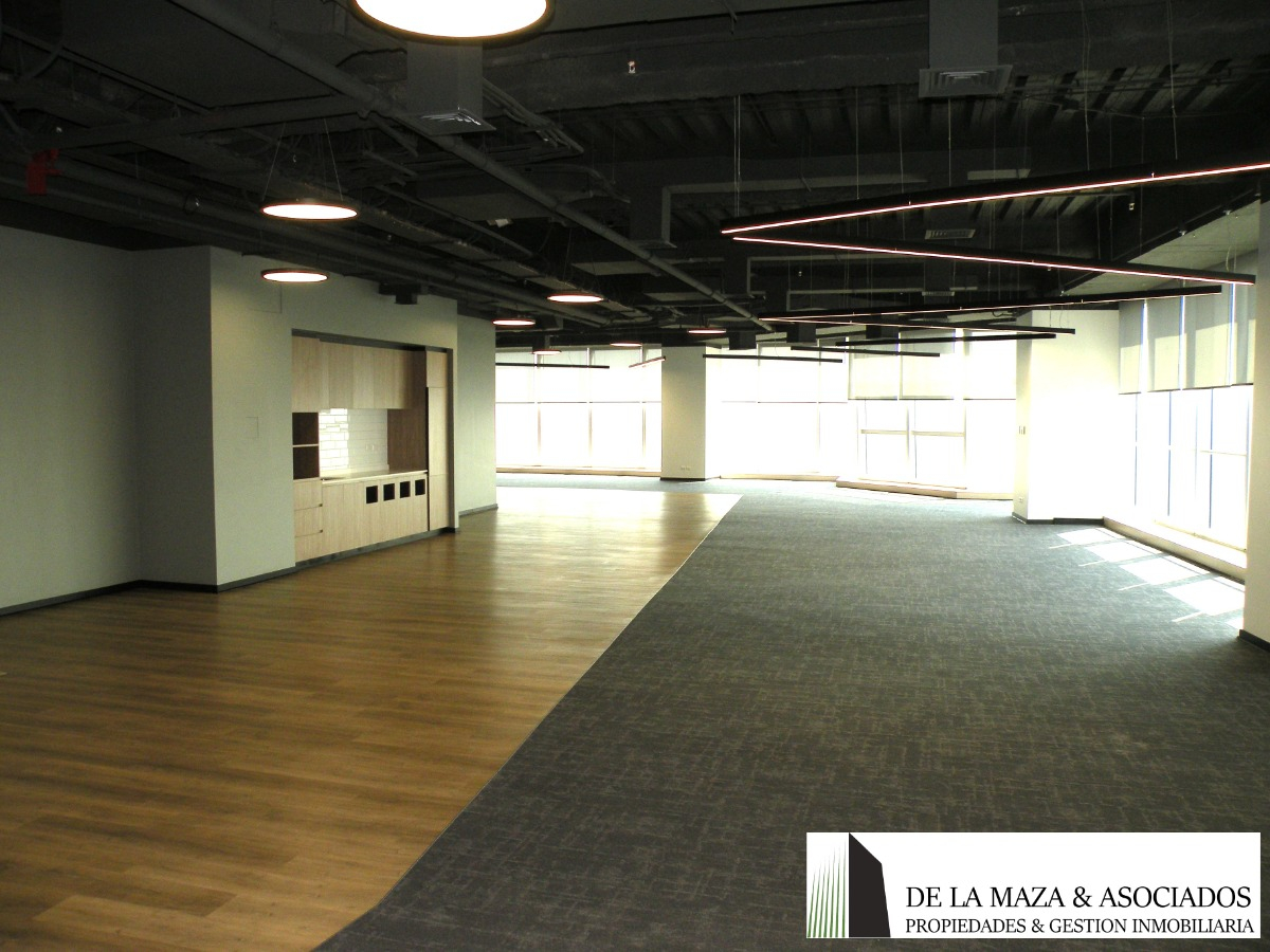 Arriendo Oficina NO 4B 10E 2B Barrio El Golf - Las Condes