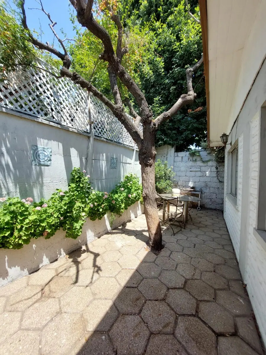 Venta Casa NP 5D en suite Walk-in cl&oacute;set 4B 2E 1Bd Los Dominicos - Las Condes