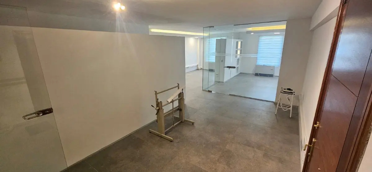 Venta Oficina P 2B 1E Barrio El Golf - Las Condes