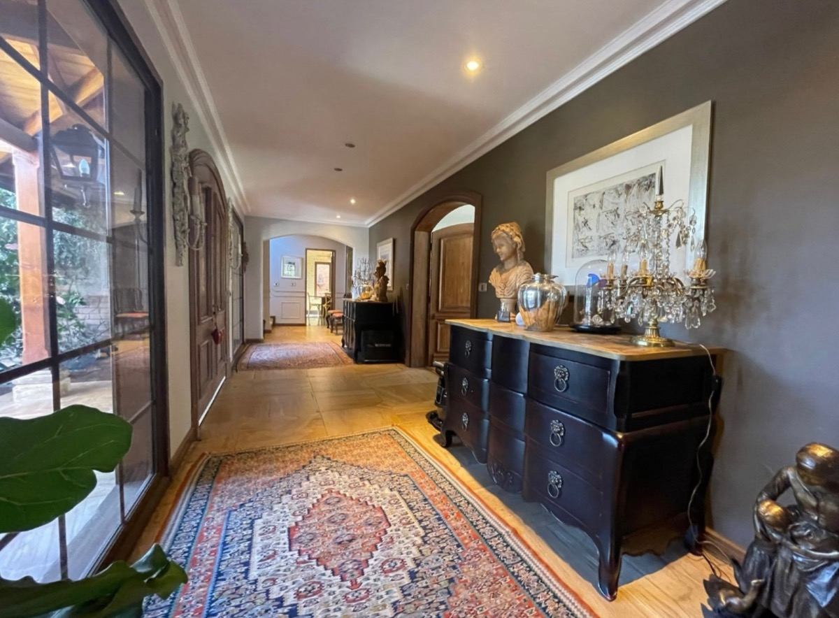 Venta Casa NO 4D en suite Walk-in cl&oacute;set 4B 10E 2B La Dehesa - Lo Barnechea