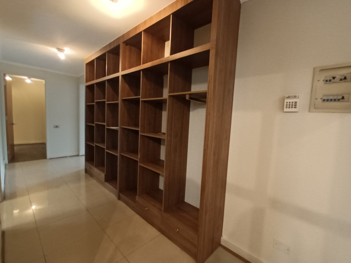Arriendo Departamento NP 3D en suite Walk-in cl&oacute;set 2B 2E 1B Borde R&iacute;o - Casa Piedra - Vitacura