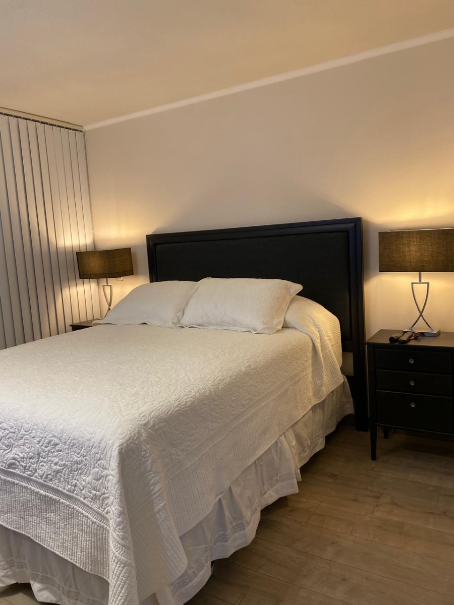 Arriendo Departamento SO 2D en suite Walk-in cl&oacute;set 2B 1E Los Dominicos - Las Condes