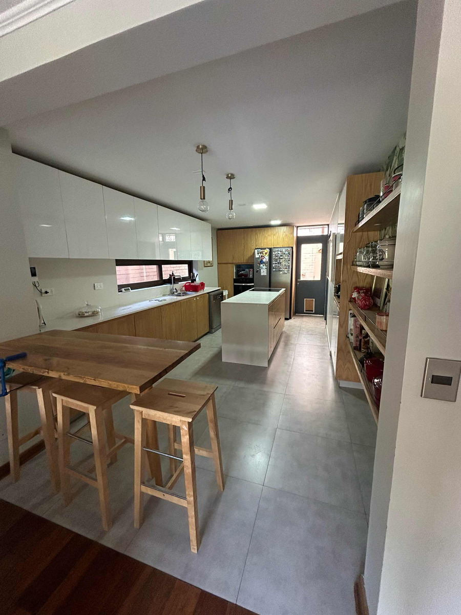 Venta Casa 5D 4B 2E La Dehesa - Lo Barnechea