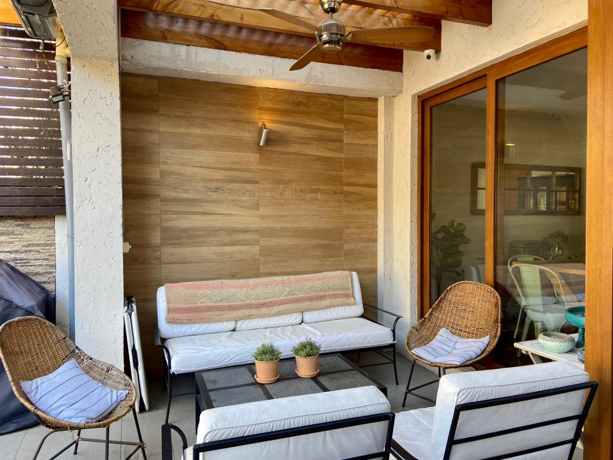 Venta Casa NO 4D 4B 2E 1B Carlos Ossand&oacute;n - La Reina