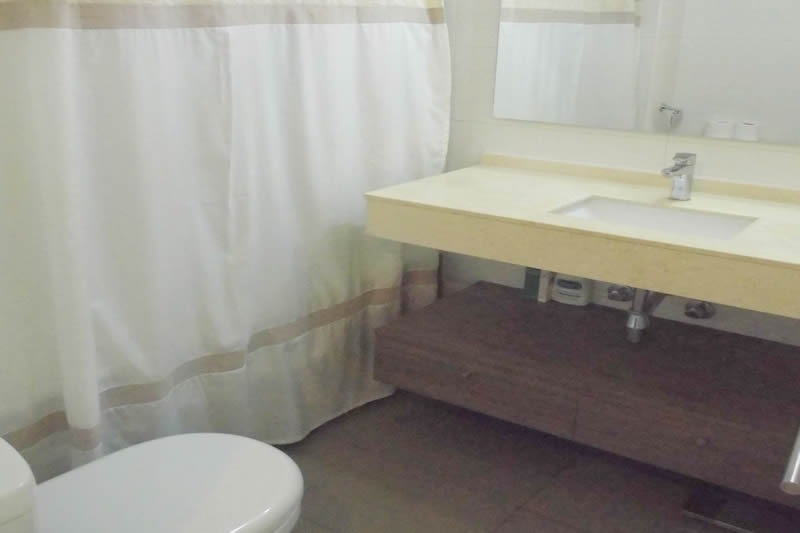 Venta Departamento N 2D en suite Walk-in cl&oacute;set 2B 1E 1B San Carlos de Apoquindo - Las Condes