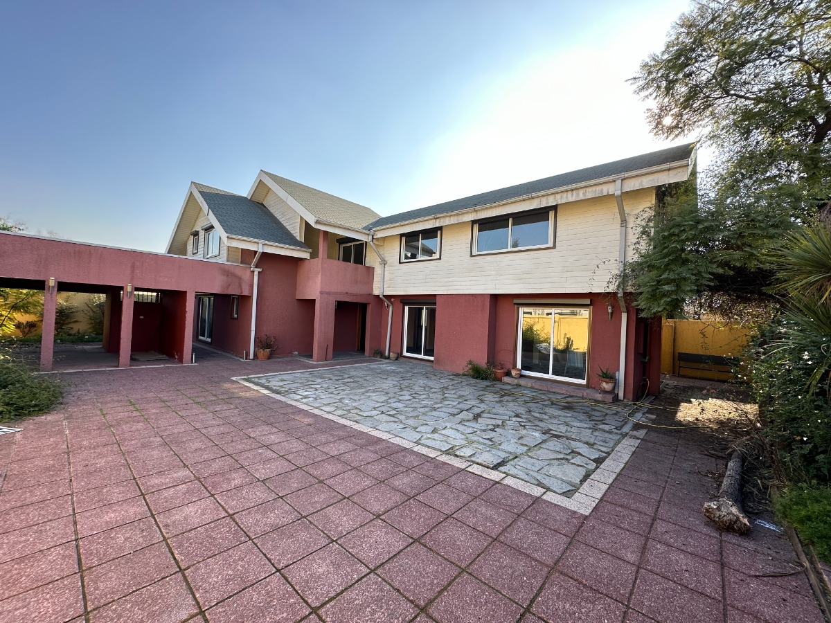 Venta Casa 4D 6B 3E 1B  - Las Condes