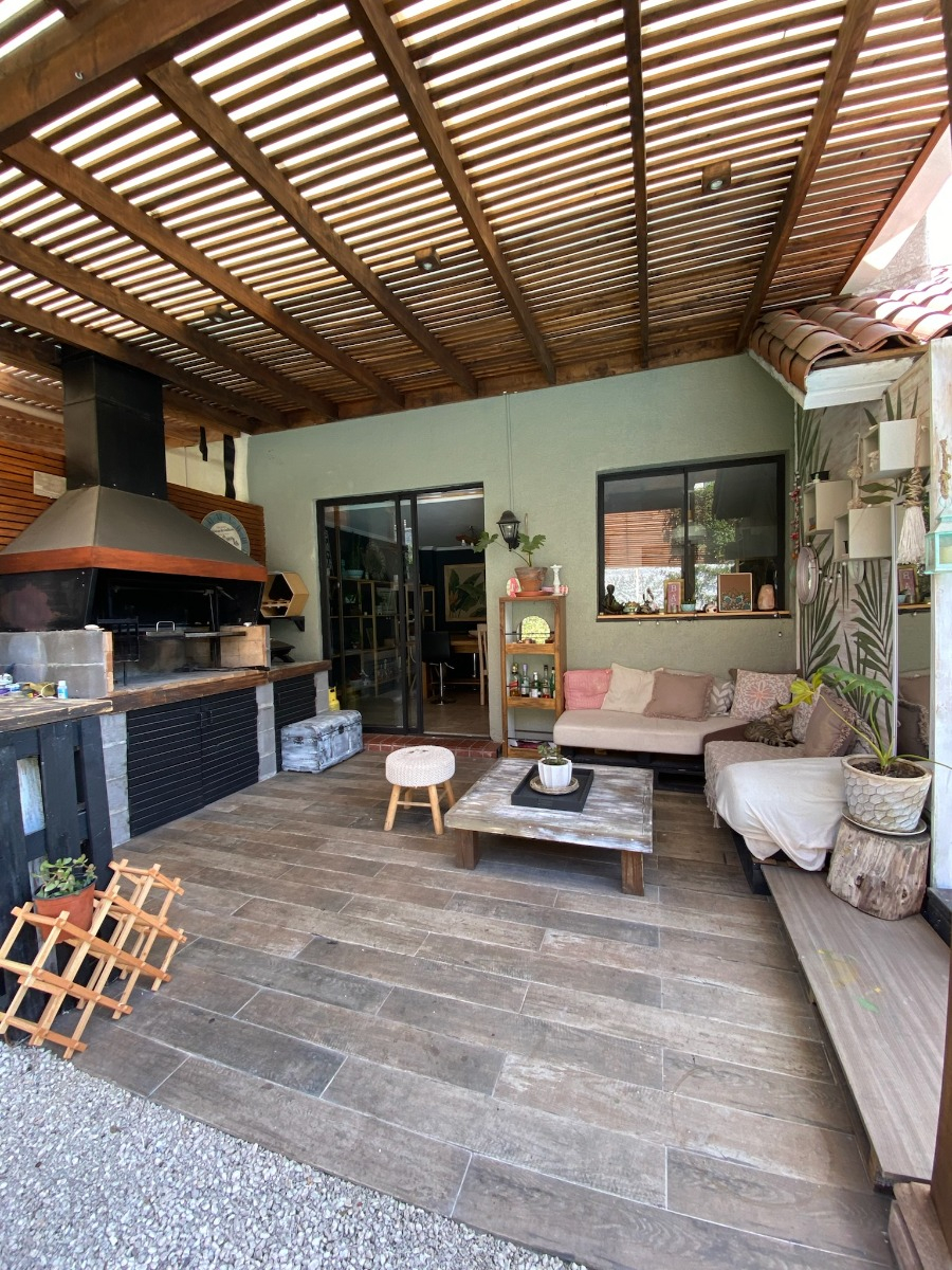 Venta Casa 5D 5B 1E San Carlos de Apoquindo - Las Condes