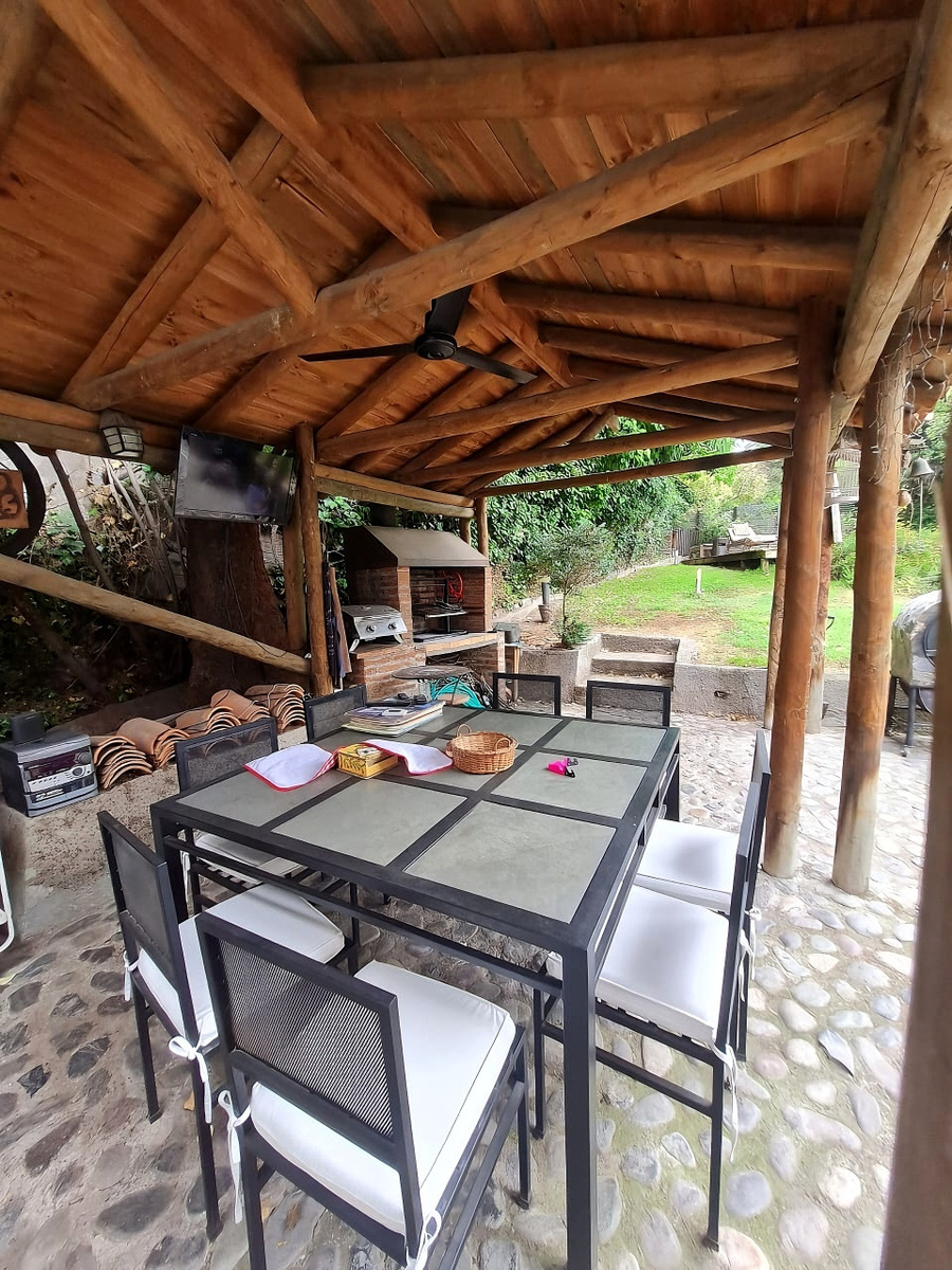 Venta Casa 6D 4B 5E Carlos Ossand&oacute;n - La Reina