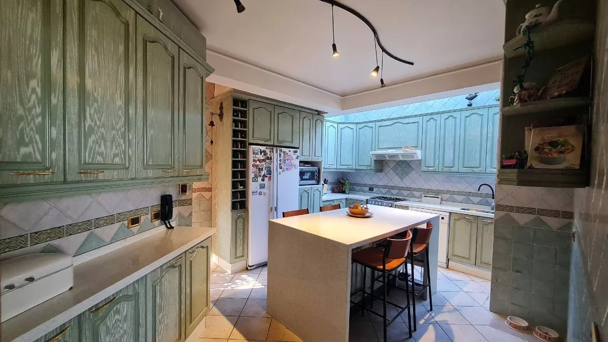 Venta Casa 5D  - Las Condes