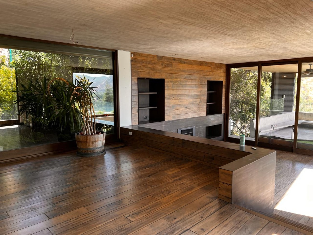 Venta Casa NO 4D 6B 3E 2B La Dehesa - Lo Barnechea