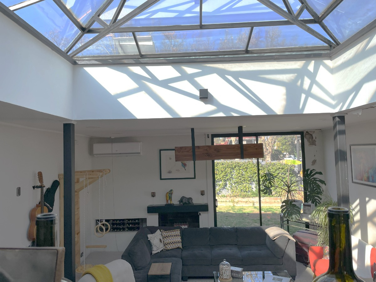 Arriendo Casa P 4D en suite Walk-in cl&oacute;set 3B 2E 1B Rotonda Atenas - Las Condes