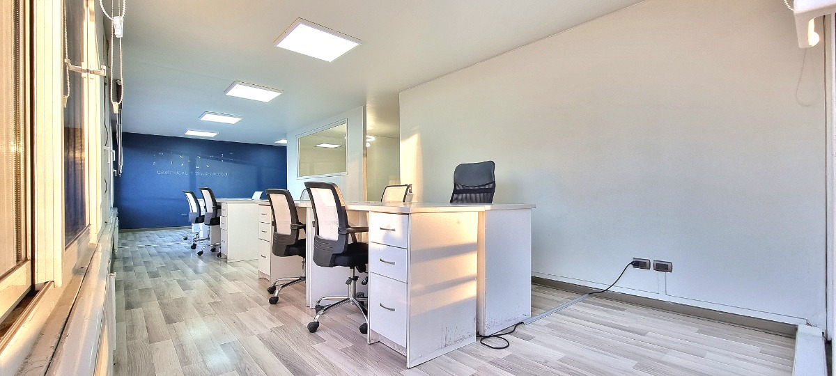 Arriendo Oficina NP 2B 1E 1B Centro Financiero - Las Condes