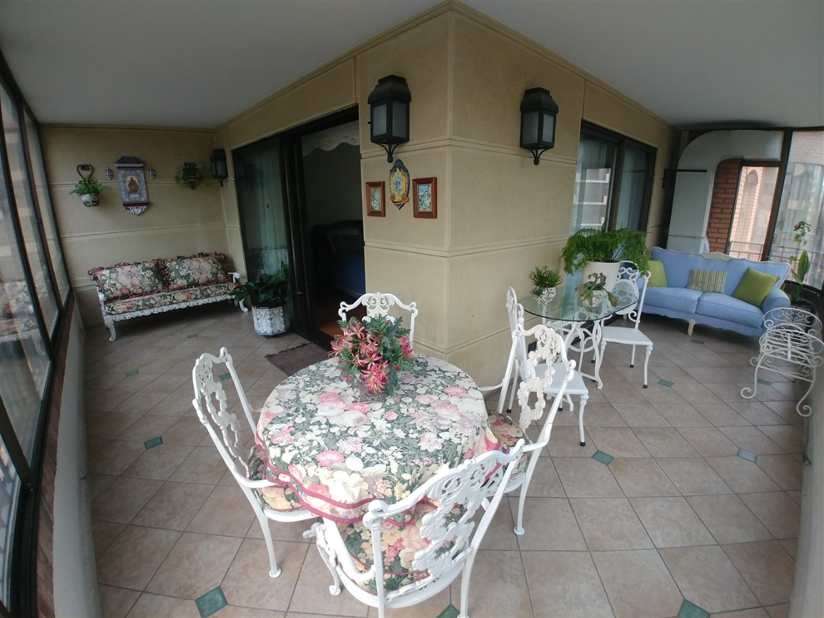 Venta Departamento NO 3D en suite Walk-in cl&oacute;set 5B 3E 2B Parque Bicentenario - Vitacura