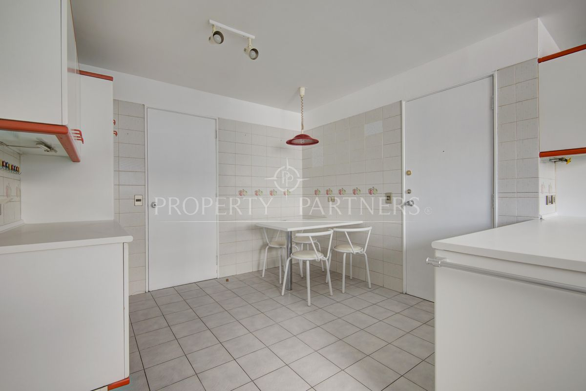 Venta Departamento NO 3D Walk-in cl&oacute;set 3B 2E 1B Barrio El Golf - Las Condes