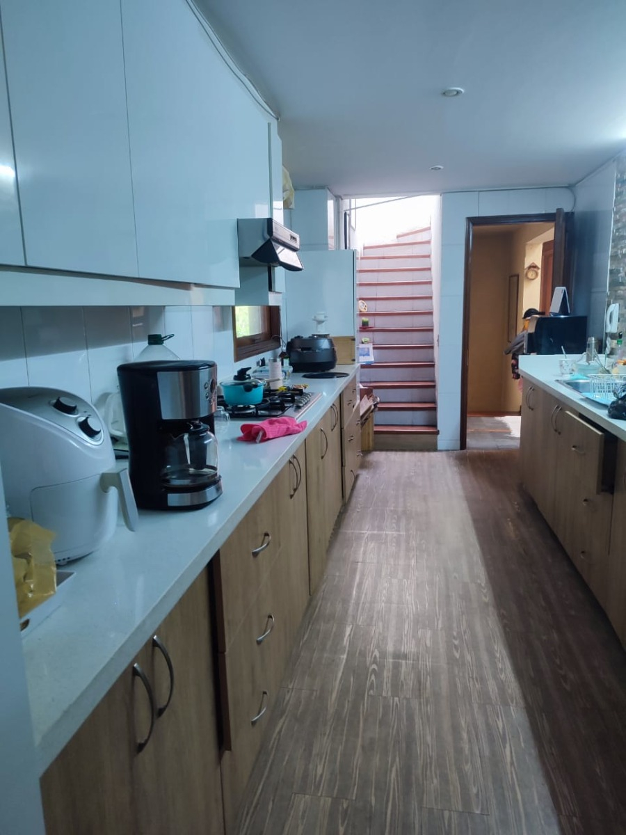 Venta Casa NO 6D en suite Walk-in cl&oacute;set 5B 3E 1B El Huinganal - Lo Barnechea