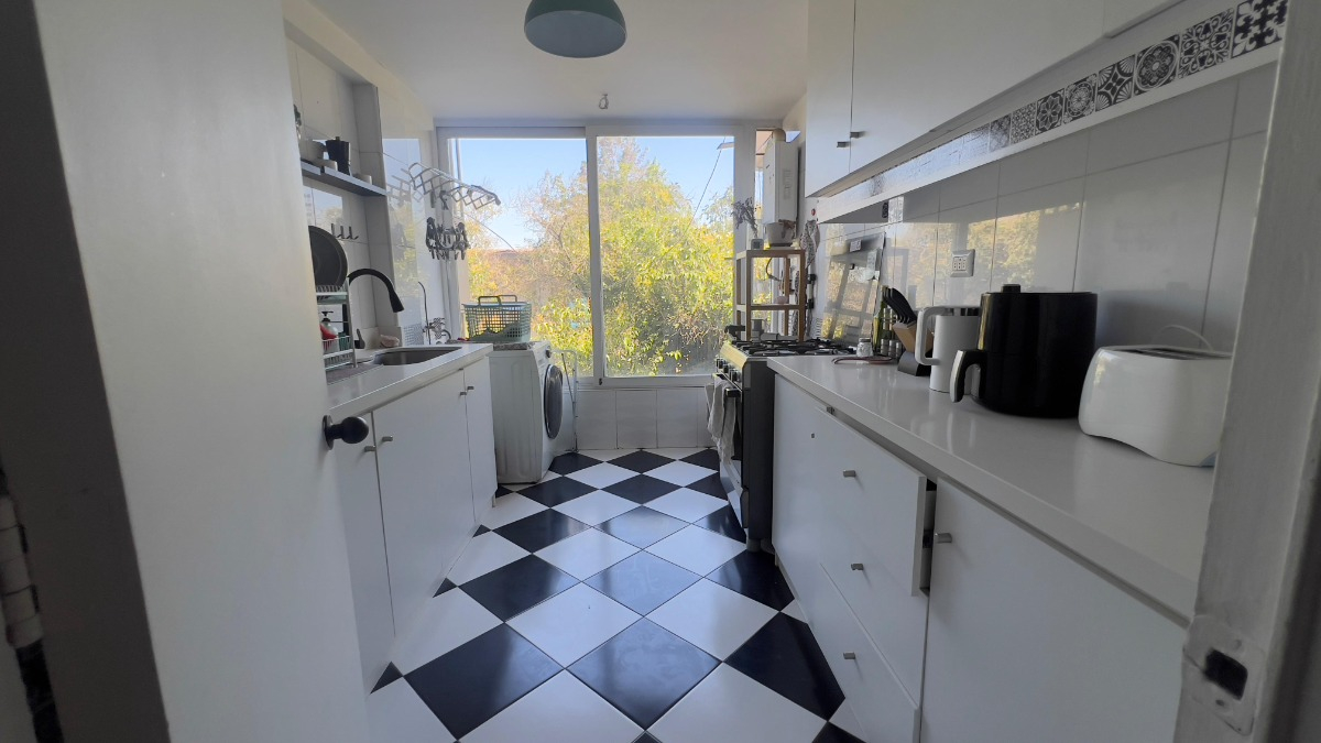 Arriendo Departamento NO 2D 1B 1E 1B Metro Bilbao - Providencia