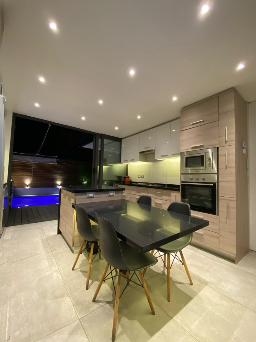 Venta Casa NO 4D en suite Walk-in cl&oacute;set 5B 2E 1B Rotonda Atenas - Las Condes