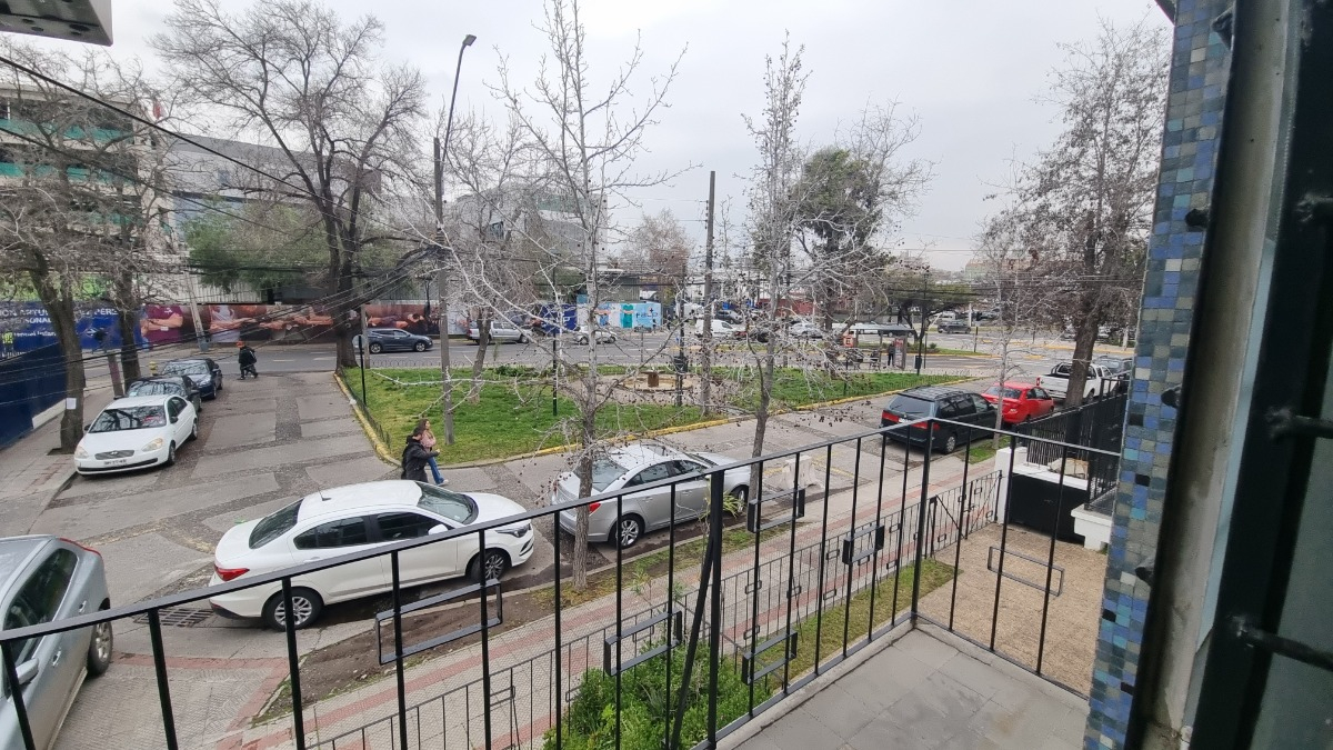 Arriendo Oficina NP 2B 3E 2B Barrio Italia - Providencia