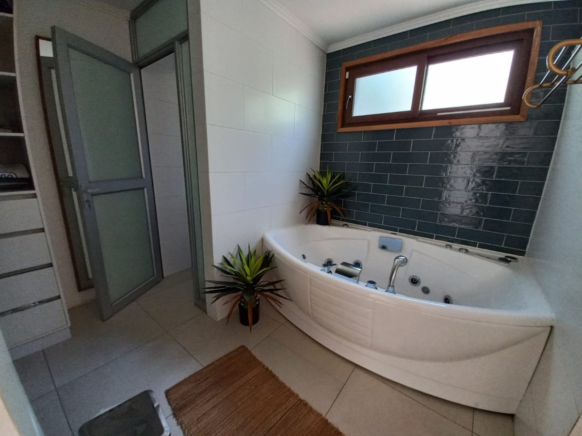 Venta Casa NP 4D en suite Walk-in cl&oacute;set 3B 4E 2B Chicureo - Colina