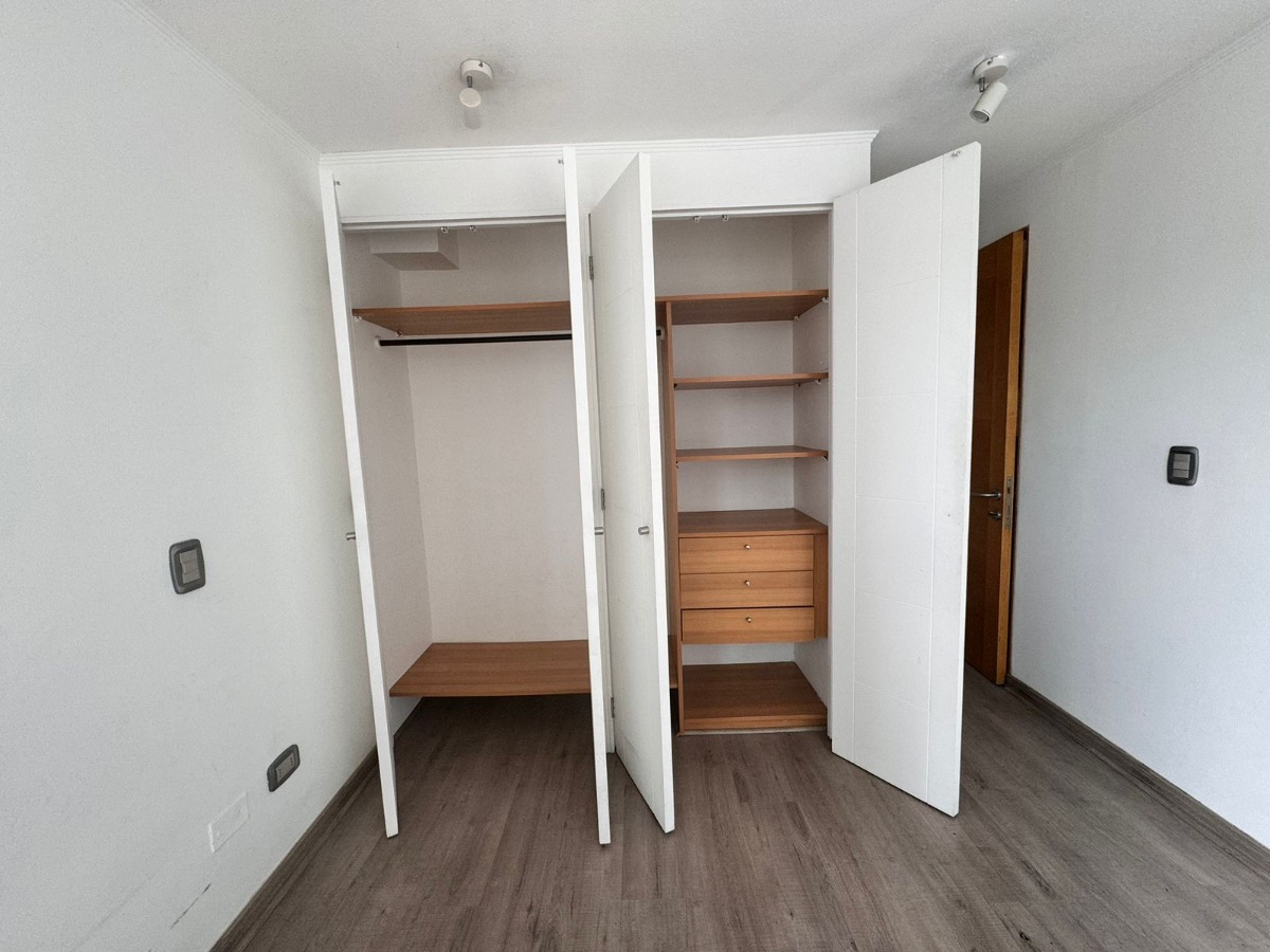 Venta Departamento P 1D en suite 1B 1E 1B Metro Manquehue - Apumanque - Las Condes