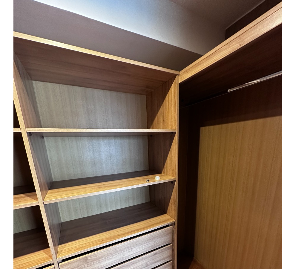 Venta Departamento SP 4D en suite Walk-in cl&oacute;set 3B 1E 1B Barrio El Golf - Las Condes