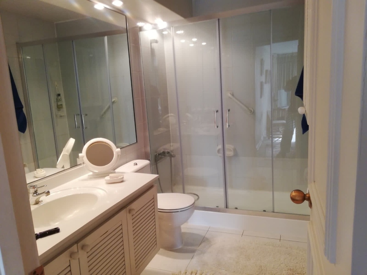 Venta Departamento NO 3D en suite Walk-in cl&oacute;set 2B 2E 1B  - Las Condes