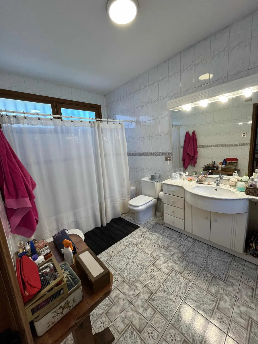 Venta Casa NO 5D en suite Walk-in cl&oacute;set 5B 6E 2B Carlos Ossand&oacute;n - La Reina