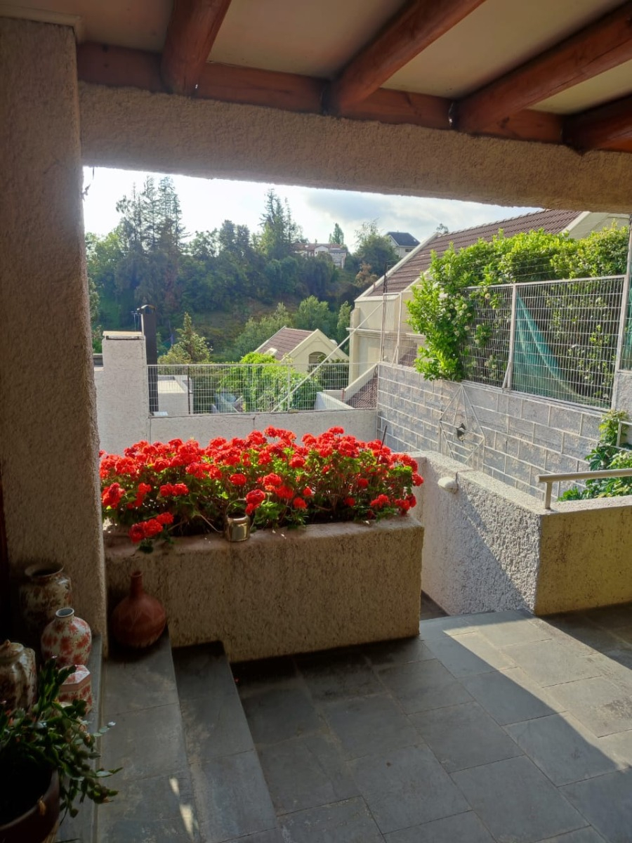 Venta Casa NO 6D en suite Walk-in cl&oacute;set 5B 3E 1B El Huinganal - Lo Barnechea
