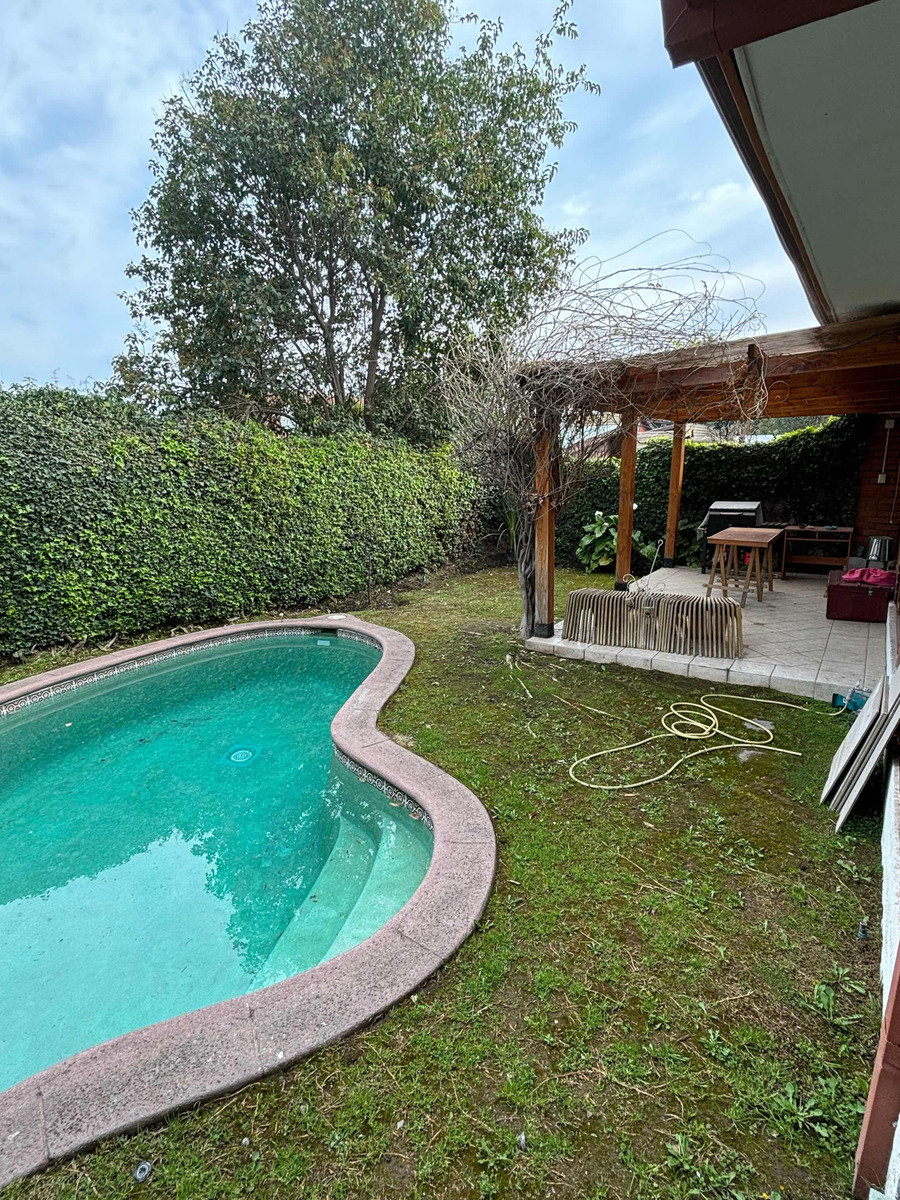 Arriendo Casa 5D 4B 3E Carlos Ossand&oacute;n - La Reina