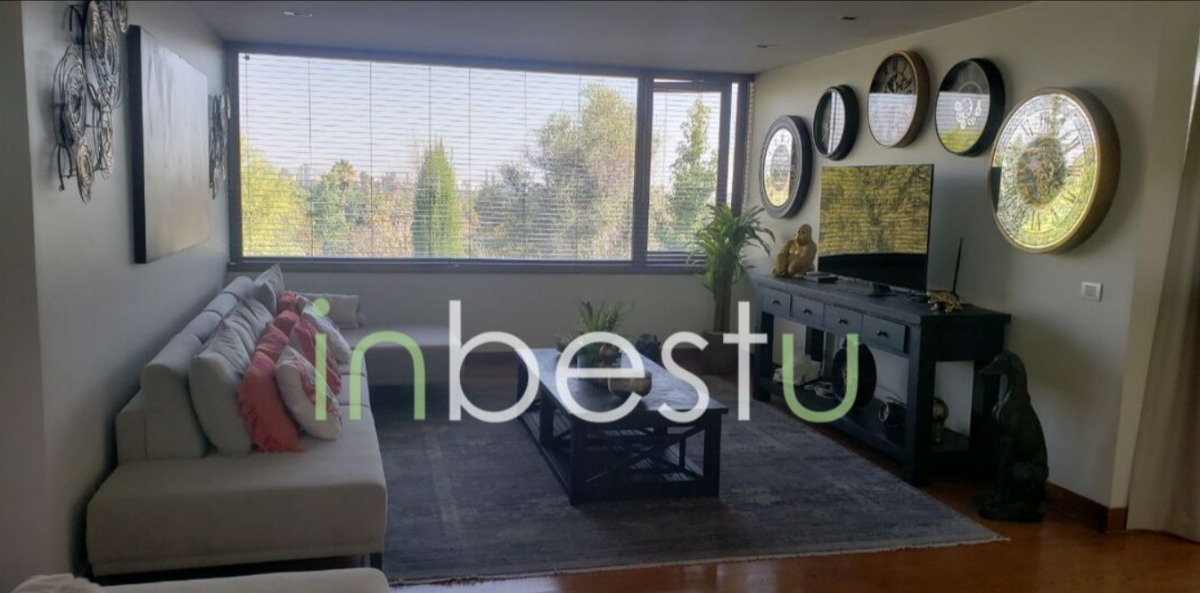 Venta Casa NP 7D en suite Walk-in cl&oacute;set 6B 8E 1B Santa Mar&iacute;a de Manquehue - Vitacura