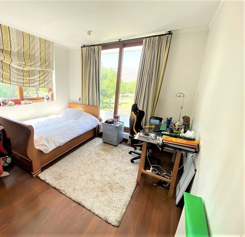 Venta Casa O 4D en suite Walk-in cl&oacute;set 4B 2E Chicureo - Colina