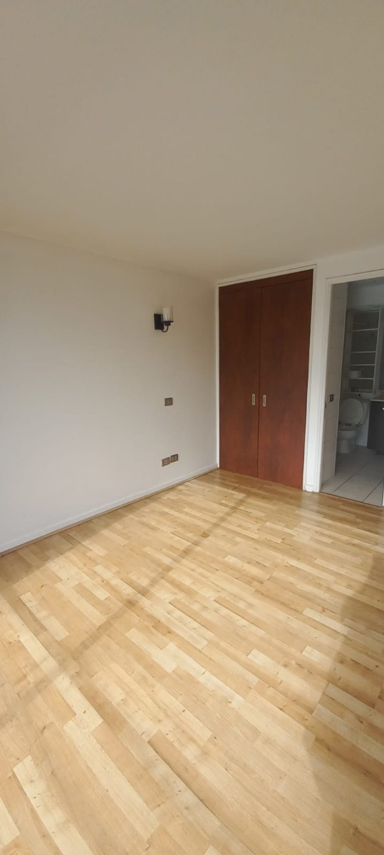 Arriendo Departamento 2D en suite 2B 1E 1B Los Leones - Providencia