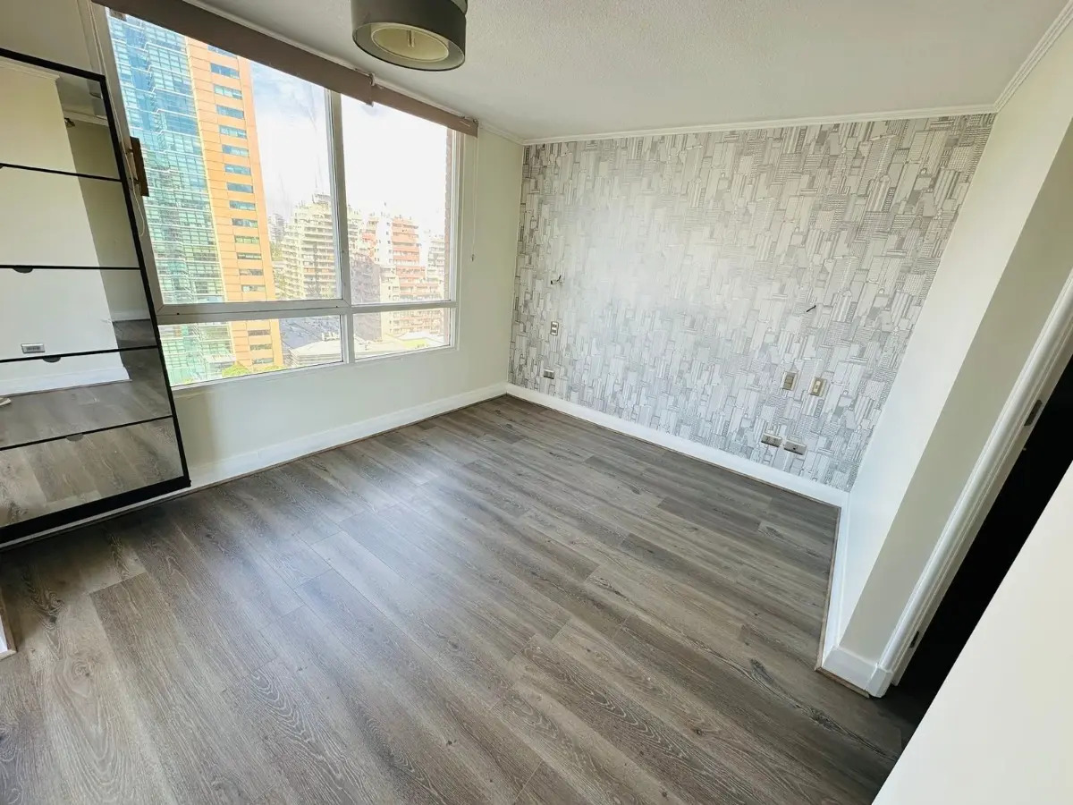 Arriendo Departamento NO 2D en suite Walk-in cl&oacute;set 2B 1E Metro Escuela Militar - Las Condes