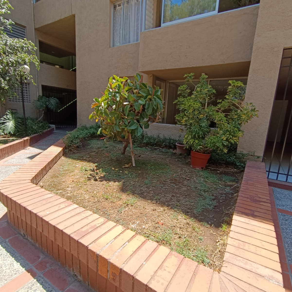 Arriendo Departamento 3D 2B 1E 1B Col&oacute;n Oriente - Vital Apoquindo - Las Condes