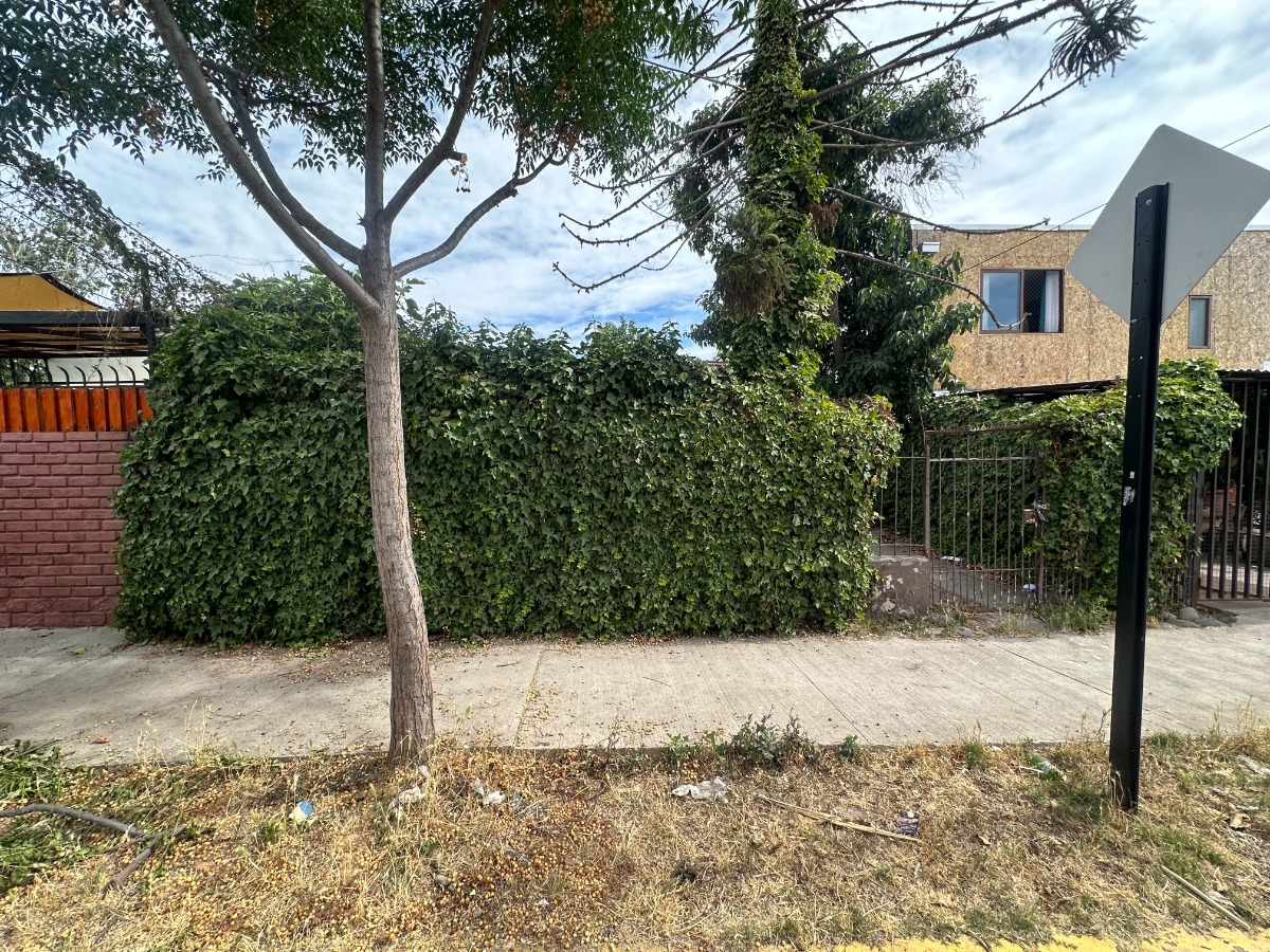 Venta Casa N 2D 1B 3E Villa Los Jard&iacute;nes - Villa Los Presidentes - &Ntilde;u&ntilde;oa