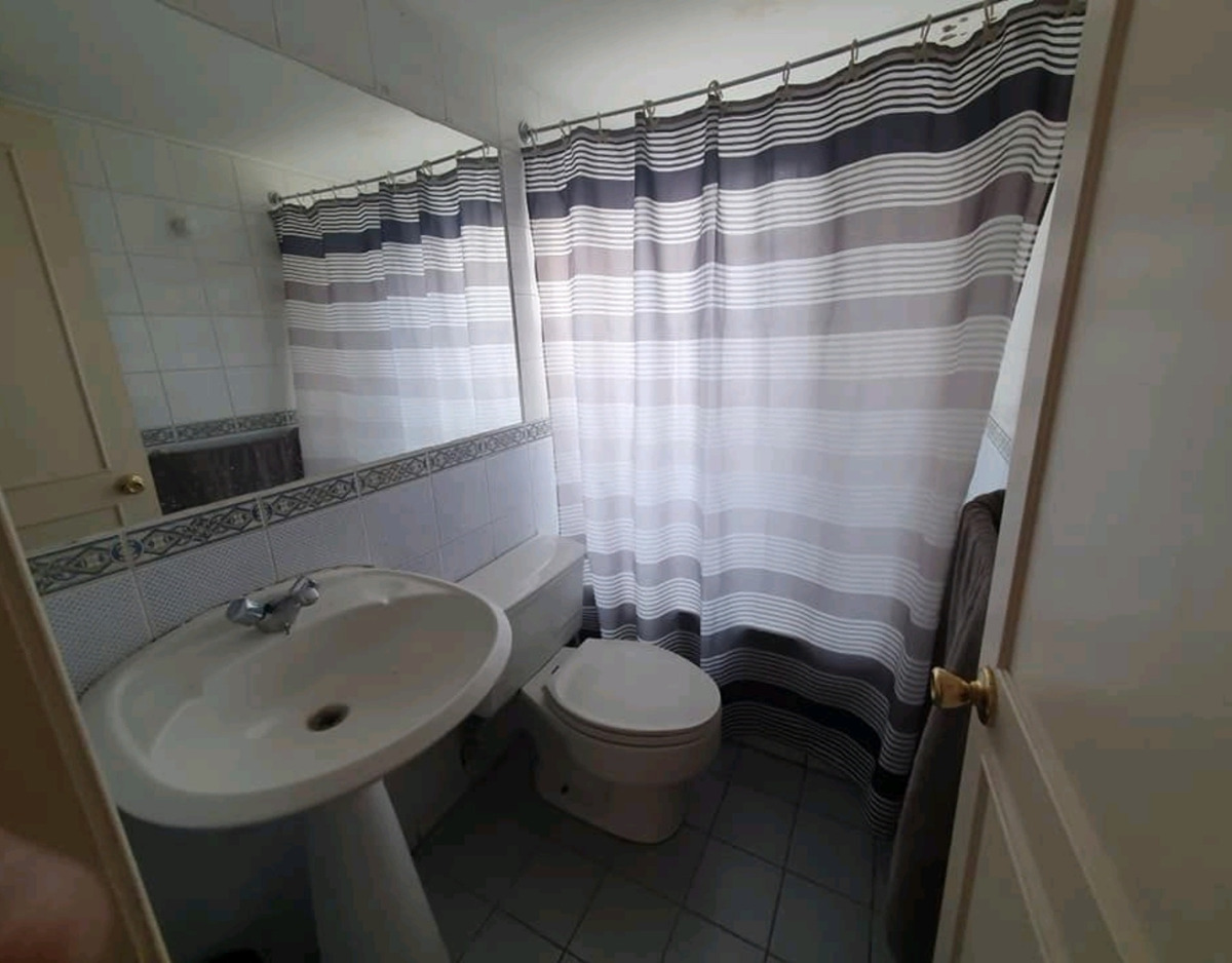 Venta Casa 5D Carlos Ossand&oacute;n - La Reina