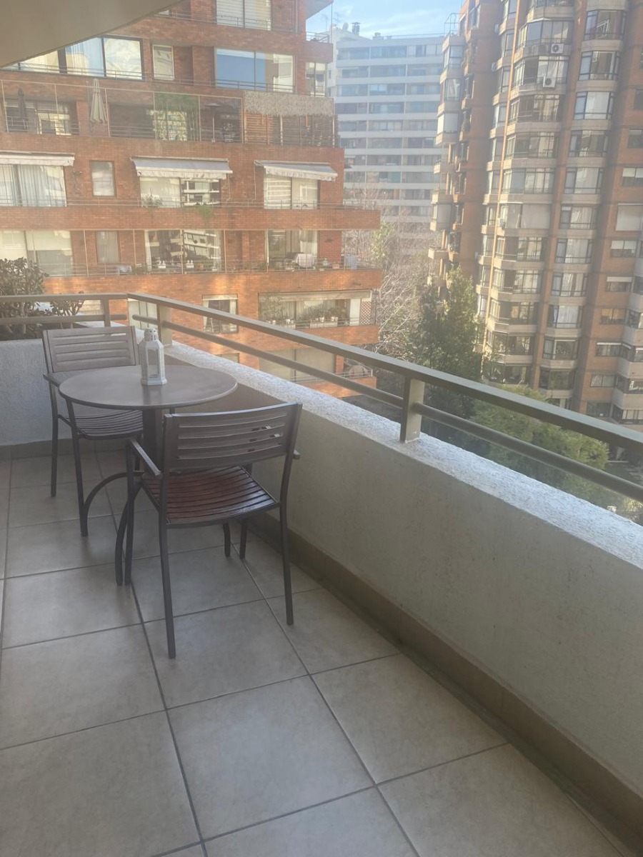 Arriendo Departamento NO 2D en suite 2B 1E 10B Barrio El Golf - Las Condes