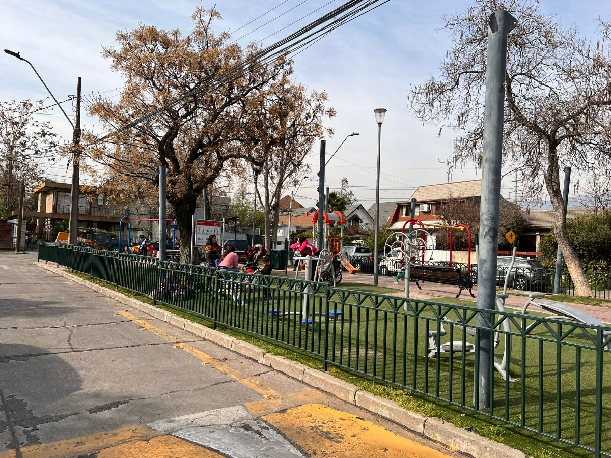 Arriendo Casa 4D 2B 1E 1B Rotonda Atenas - Las Condes