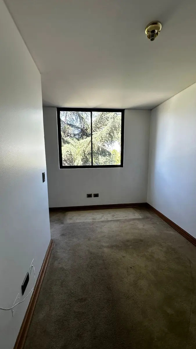 Venta Departamento NO 3D en suite Walk-in cl&oacute;set 3B 3E 2B Jard&iacute;n Del Este - Vitacura
