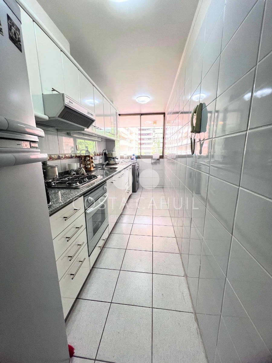 Arriendo Departamento S 1D en suite 1B 1E Centro Financiero - Las Condes