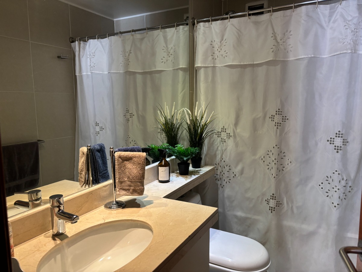 Venta Departamento S 2D en suite Walk-in cl&oacute;set 2B 1E 1B P&iacute;o XI - Vitacura