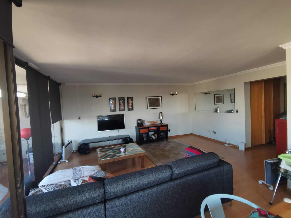 Arriendo Departamento 4D Metro Escuela Militar - Las Condes