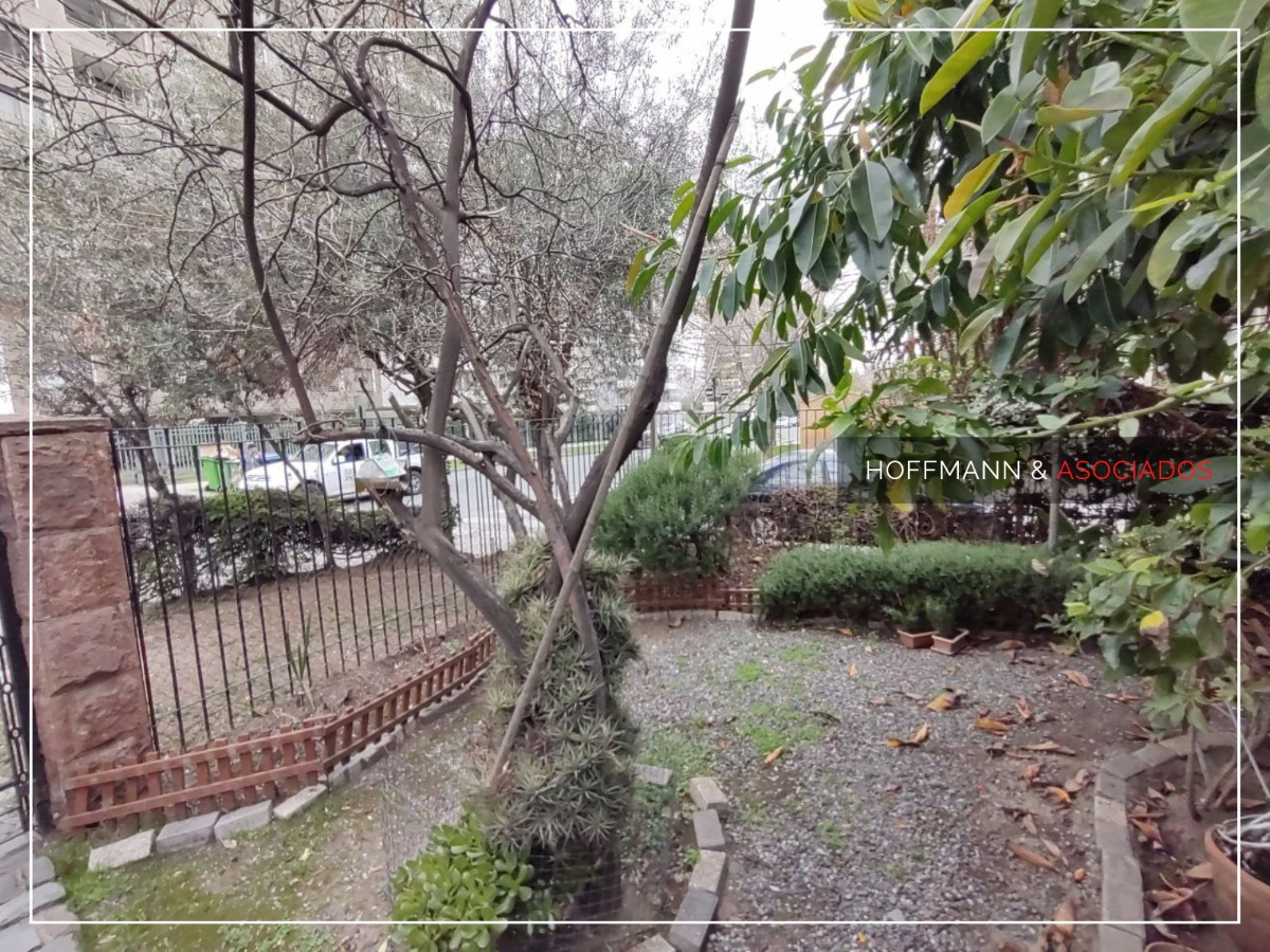 Venta Casa SP 4D en suite Walk-in cl&oacute;set 3B 2E 1B Rotonda Atenas - Las Condes