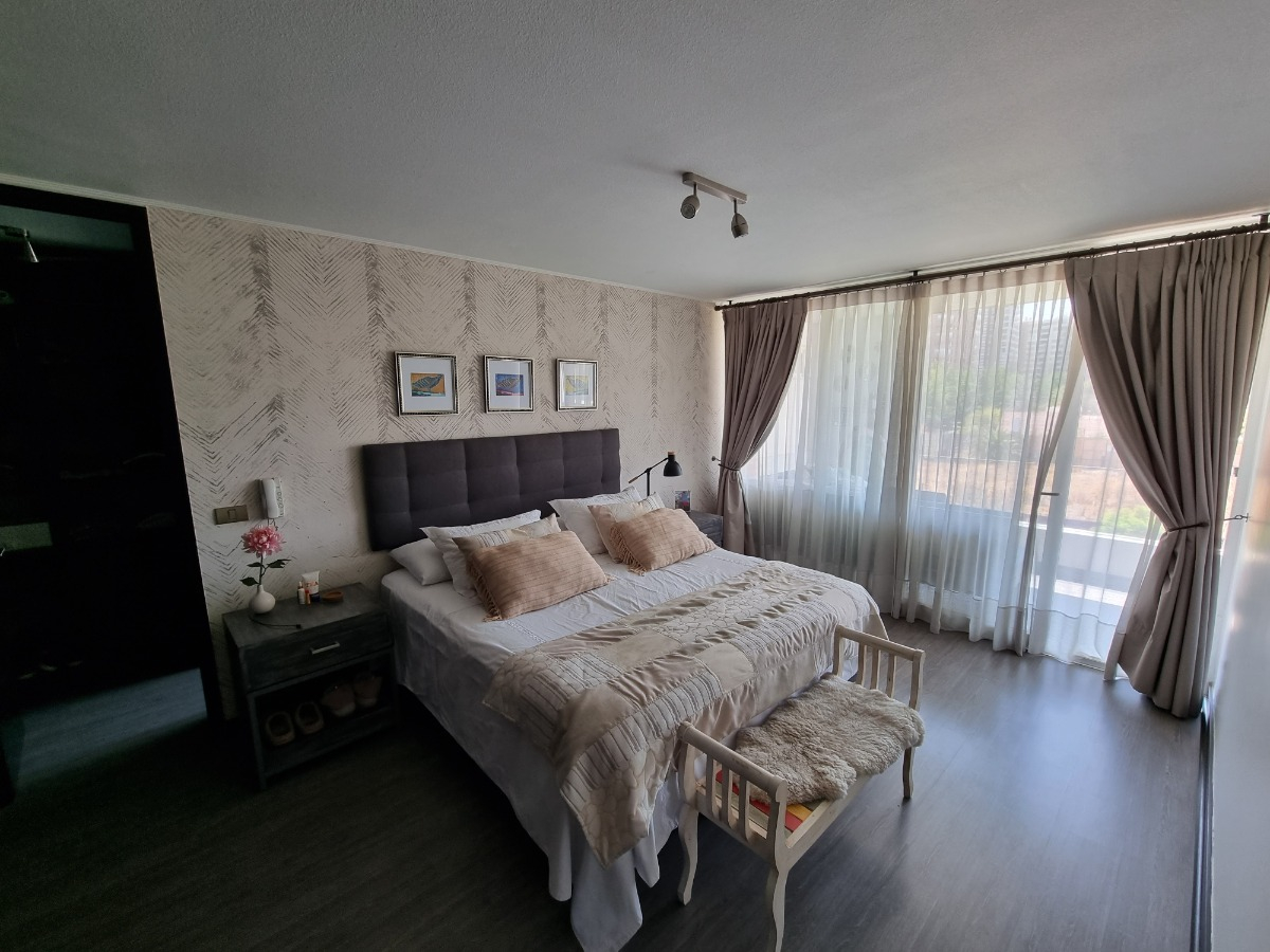 Arriendo Departamento 2D Alto Las Condes - Las Condes