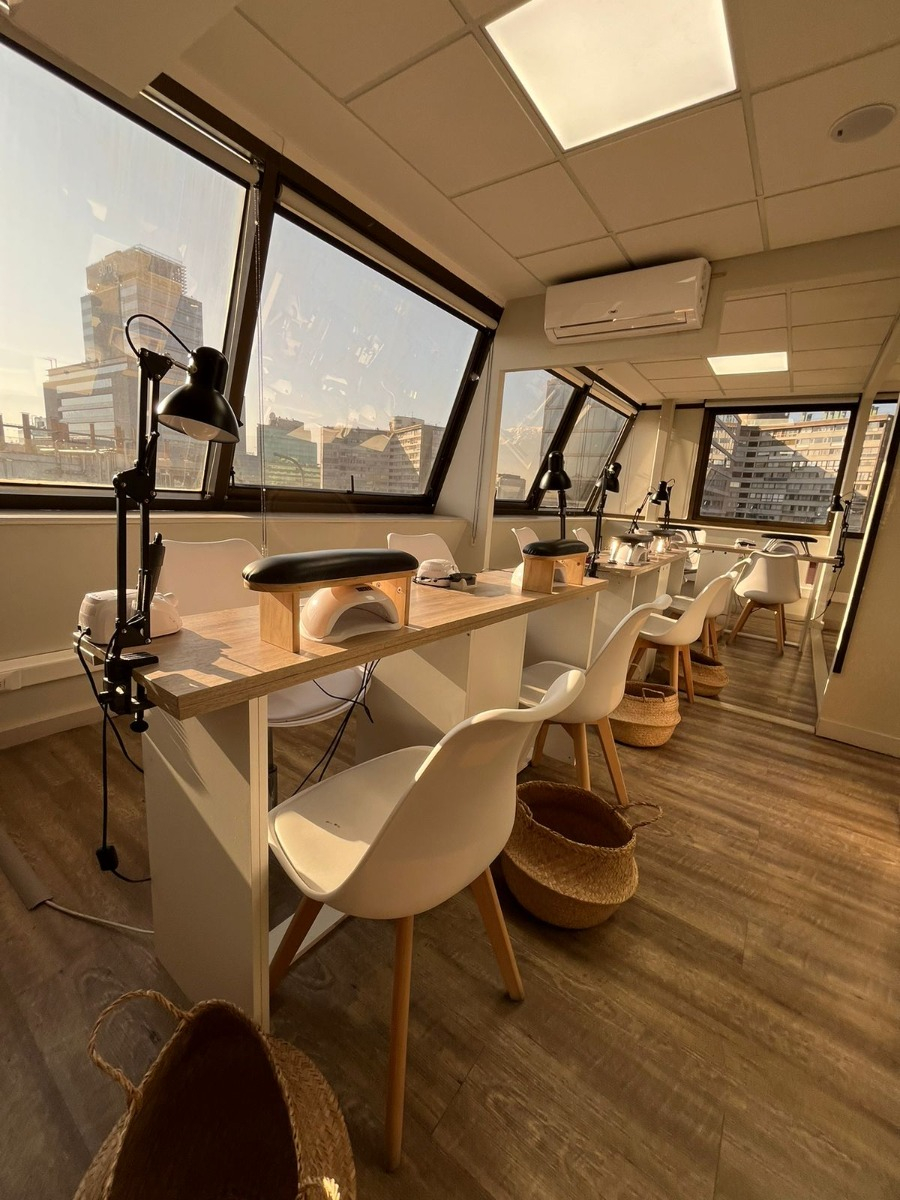 Arriendo Oficina 2B Pedro de Valdivia - Providencia