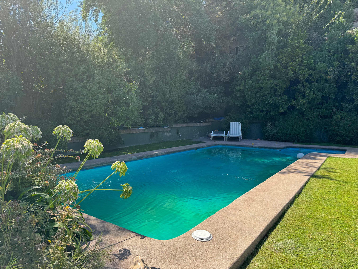 Venta Casa 5D 4B 7E El Huinganal - Lo Barnechea